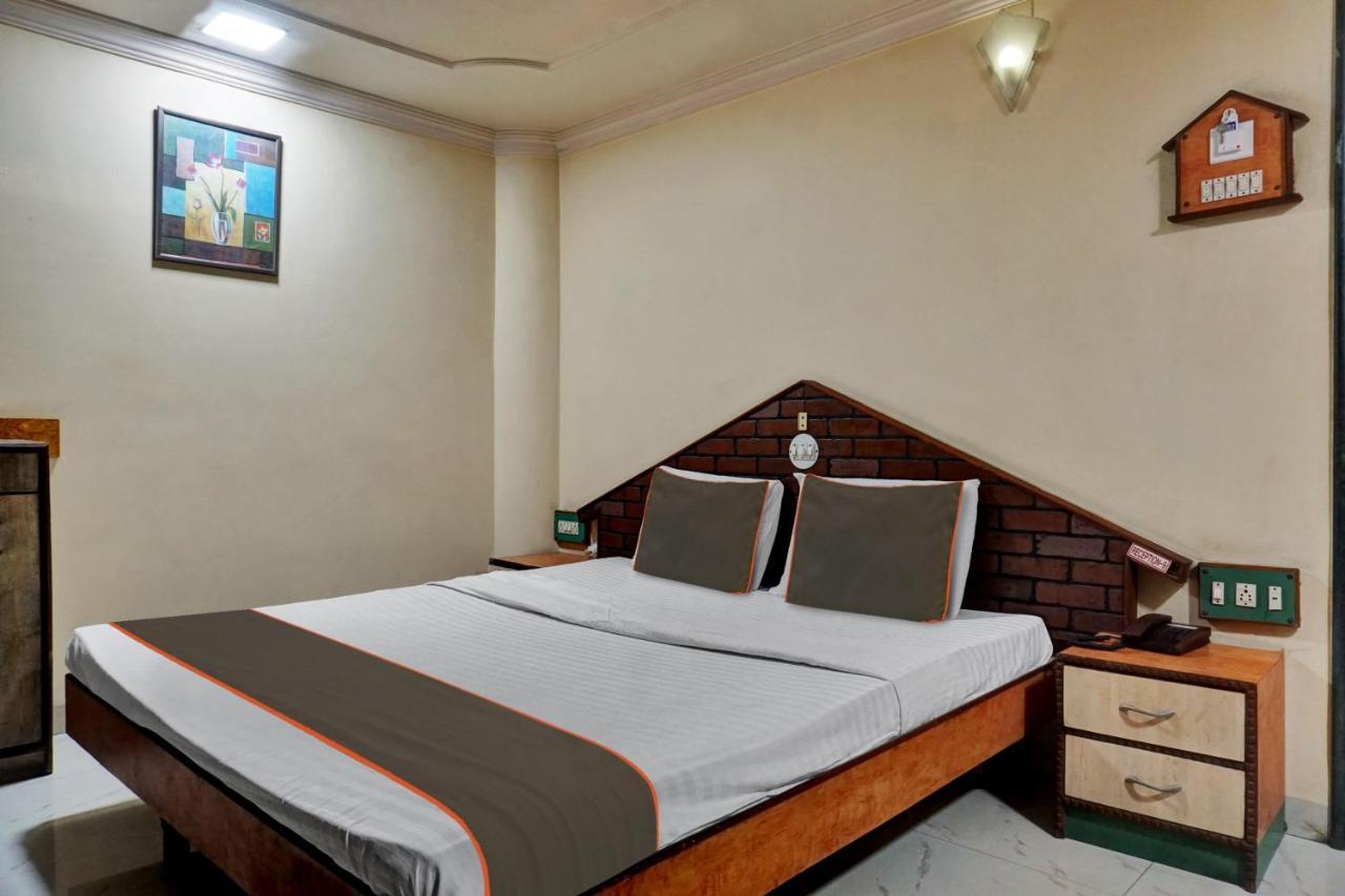 Collection O Hotel Shiv Inn Pune Exterior photo